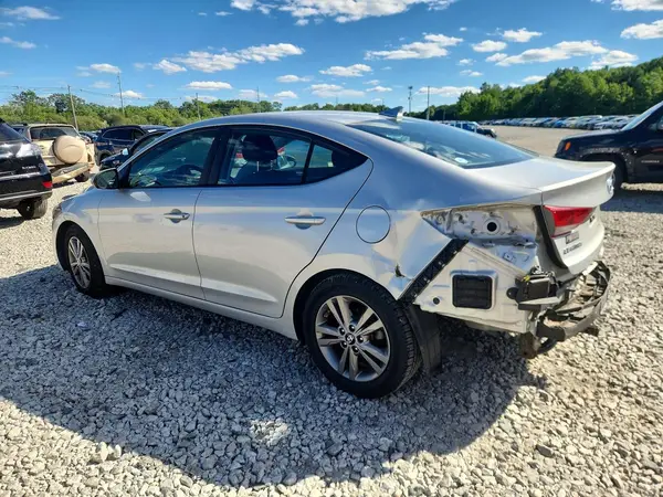 5NPD84LF9JH259656 2018 HYUNDAI ELANTRA - Image 2