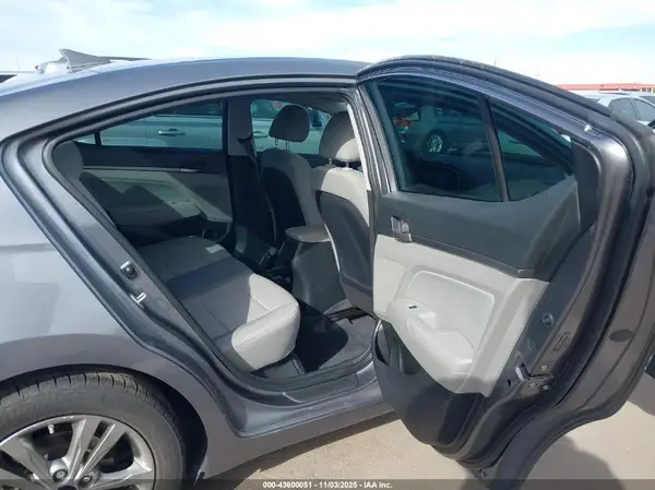 5NPD84LF9JH259785 2018 HYUNDAI ELANTRA - Image 8
