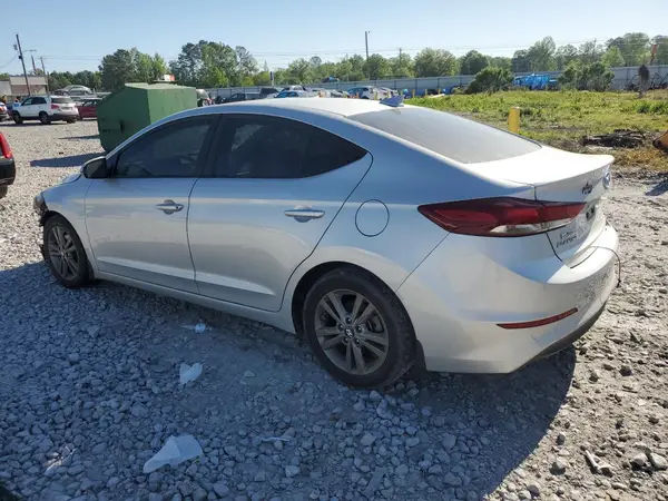 5NPD84LF9JH260371 2018 HYUNDAI ELANTRA - Image 2