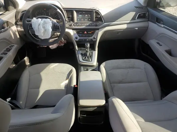 5NPD84LF9JH260371 2018 HYUNDAI ELANTRA - Image 8