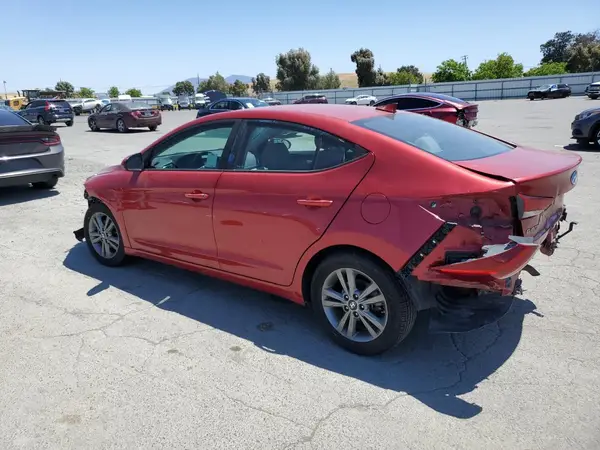 5NPD84LF9JH261617 2018 HYUNDAI ELANTRA - Image 2