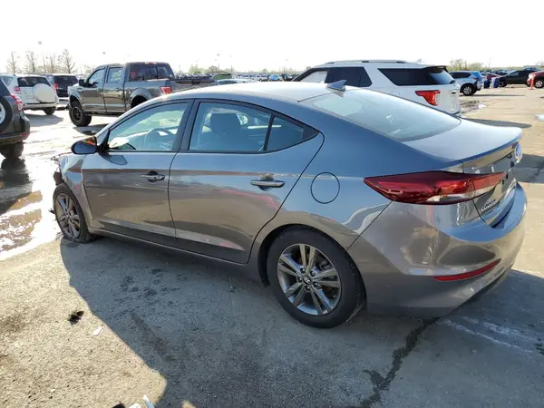 5NPD84LF9JH267448 2018 HYUNDAI ELANTRA - Image 2
