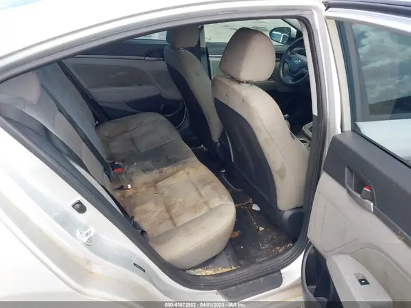 5NPD84LF9JH270799 2018 HYUNDAI ELANTRA - Image 7