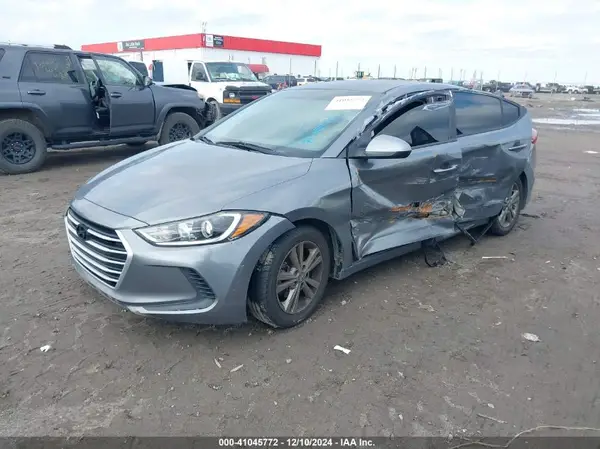5NPD84LF9JH272276 2018 HYUNDAI ELANTRA - Image 2