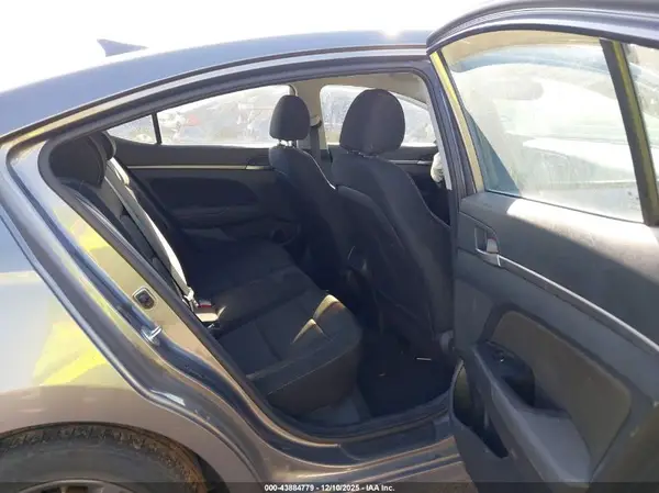 5NPD84LF9JH280734 2018 HYUNDAI ELANTRA - Image 8