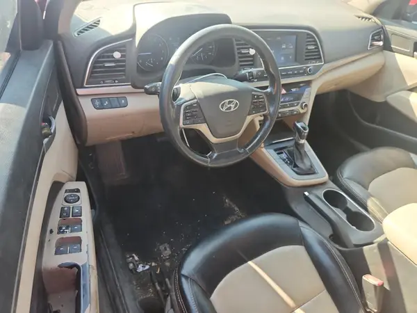 5NPD84LF9JH280989 2018 HYUNDAI ELANTRA - Image 8