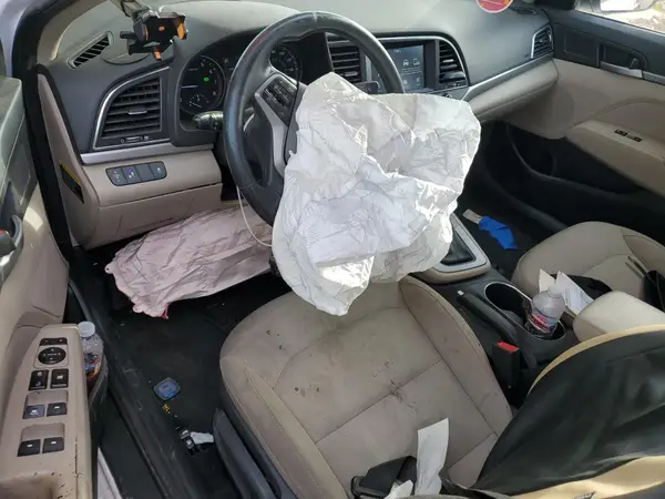 5NPD84LF9JH281592 2018 HYUNDAI ELANTRA - Image 8