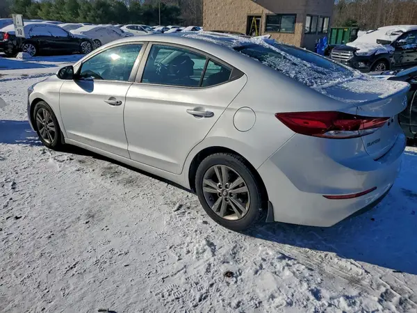 5NPD84LF9JH282483 2018 HYUNDAI ELANTRA - Image 2