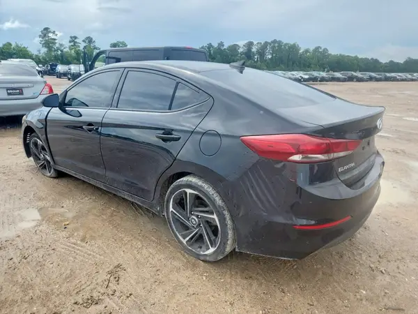 5NPD84LF9JH282838 2018 HYUNDAI ELANTRA - Image 2