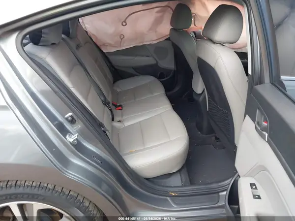 5NPD84LF9JH285643 2018 HYUNDAI ELANTRA - Image 8