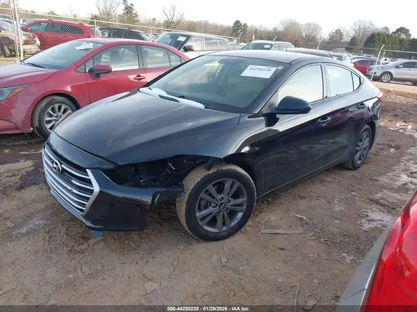5NPD84LF9JH293676 2018 HYUNDAI ELANTRA - Image 2