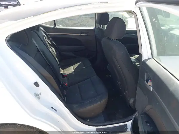 5NPD84LF9JH294696 2018 HYUNDAI ELANTRA - Image 8