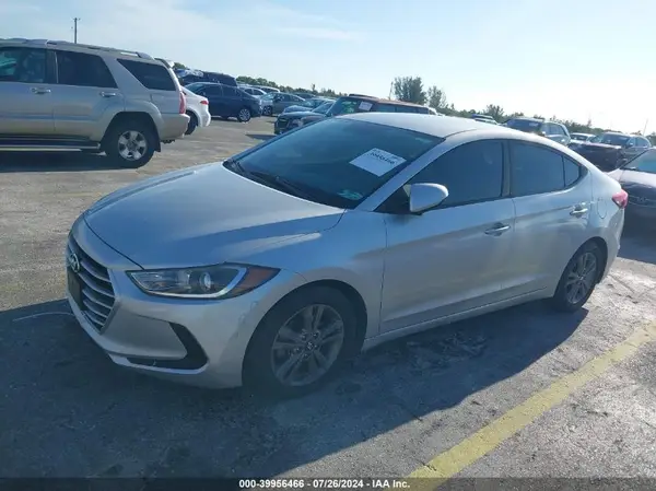 5NPD84LF9JH294794 2018 HYUNDAI ELANTRA - Image 2