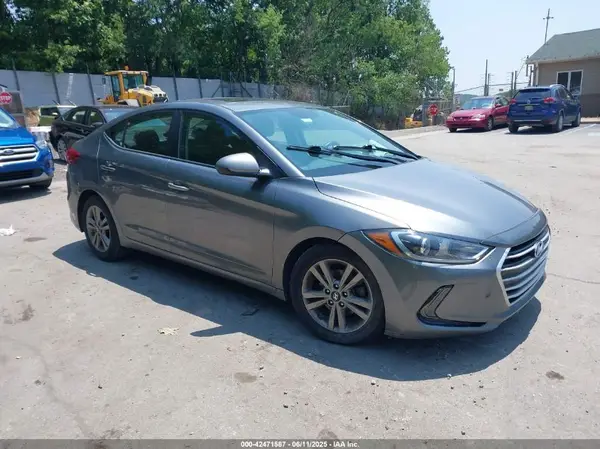 5NPD84LF9JH300142 2018 HYUNDAI ELANTRA - Image 1