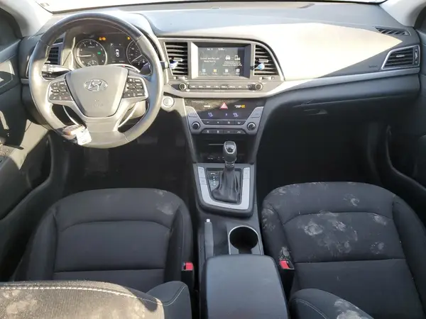 5NPD84LF9JH300402 2018 HYUNDAI ELANTRA - Image 8