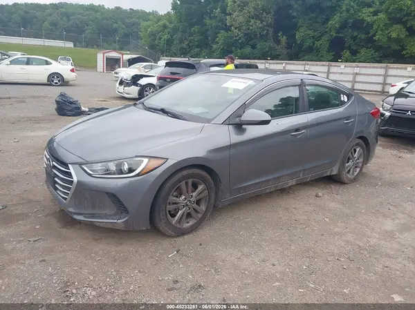 5NPD84LF9JH301209 2018 HYUNDAI ELANTRA - Image 2