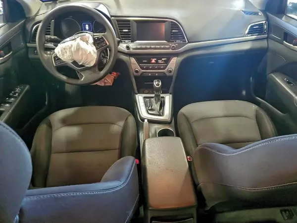 5NPD84LF9JH302215 2018 HYUNDAI ELANTRA - Image 8