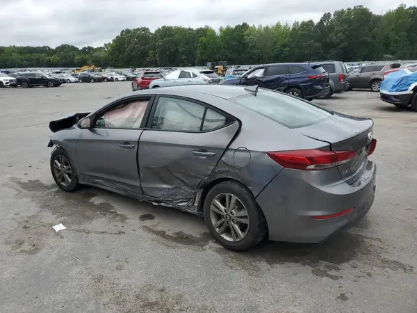 5NPD84LF9JH303316 2018 HYUNDAI ELANTRA - Image 2