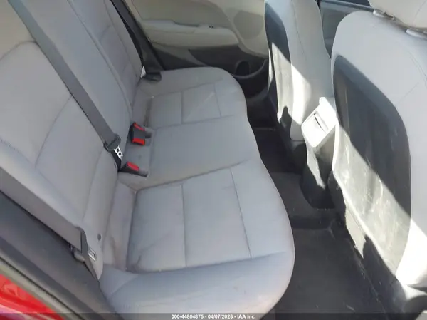 5NPD84LF9JH304224 2018 HYUNDAI ELANTRA - Image 8