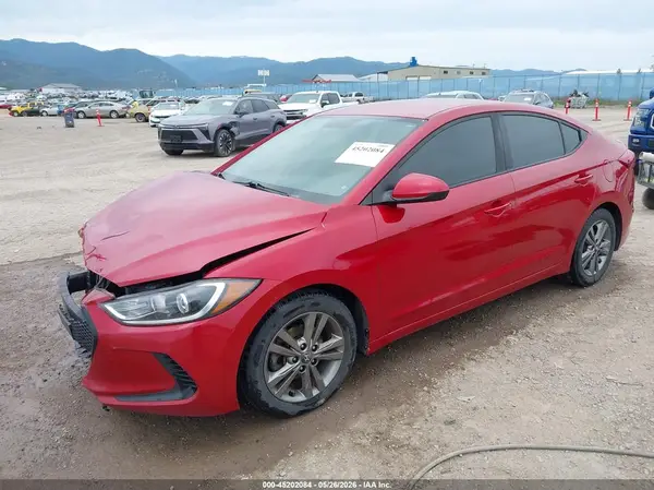 5NPD84LF9JH304238 2018 HYUNDAI ELANTRA - Image 2