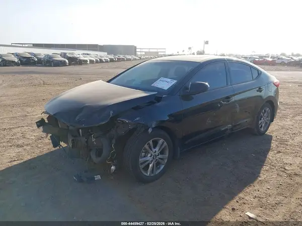 5NPD84LF9JH306104 2018 HYUNDAI ELANTRA - Image 2
