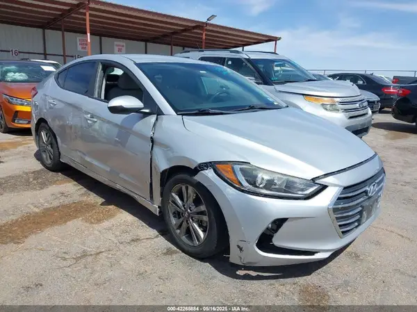 5NPD84LF9JH306300 2018 HYUNDAI ELANTRA - Image 1
