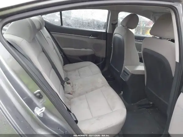 5NPD84LF9JH307575 2018 HYUNDAI ELANTRA - Image 8
