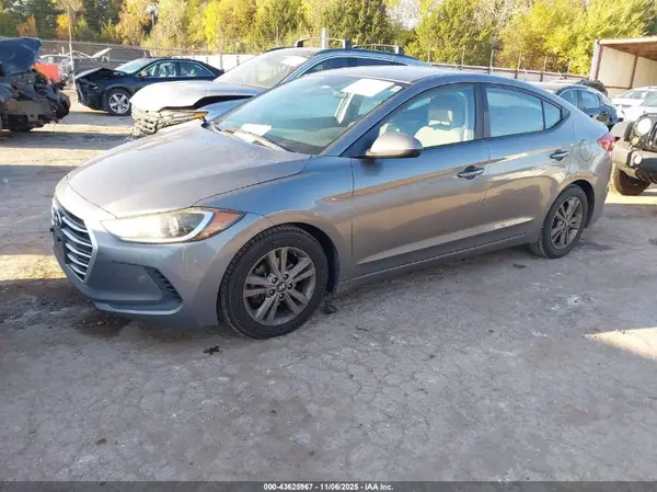 5NPD84LF9JH307611 2018 HYUNDAI ELANTRA - Image 2