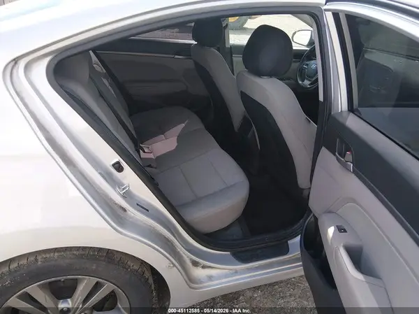 5NPD84LF9JH307673 2018 HYUNDAI ELANTRA - Image 8