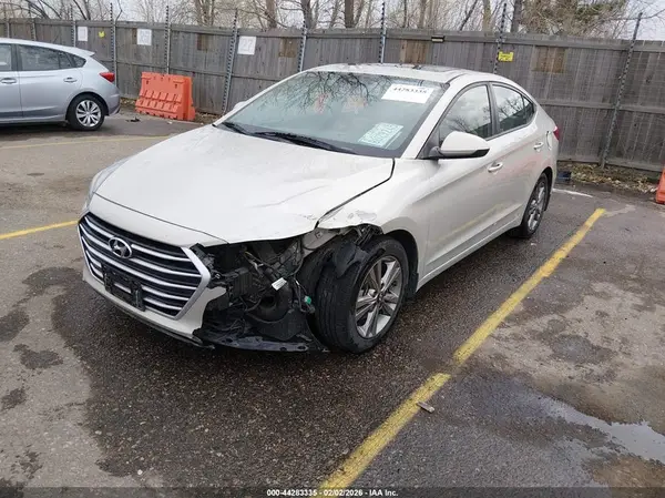 5NPD84LF9JH309018 2018 HYUNDAI ELANTRA - Image 2