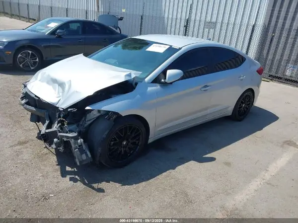 5NPD84LF9JH309312 2018 HYUNDAI ELANTRA - Image 2
