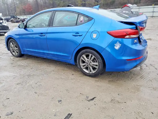 5NPD84LF9JH310329 2018 HYUNDAI ELANTRA - Image 2