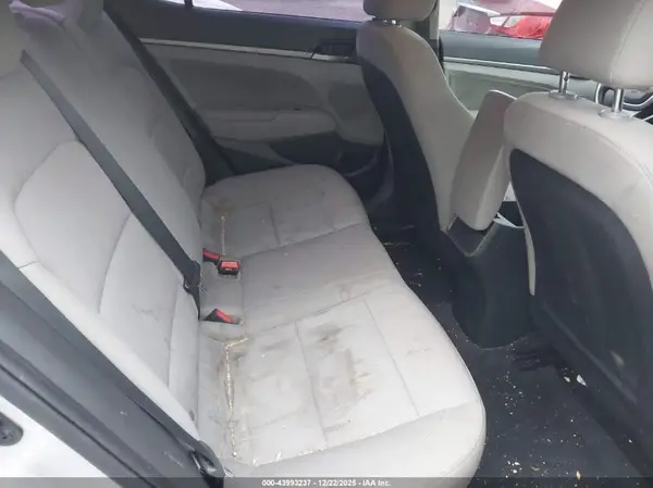 5NPD84LF9JH312842 2018 HYUNDAI ELANTRA - Image 8