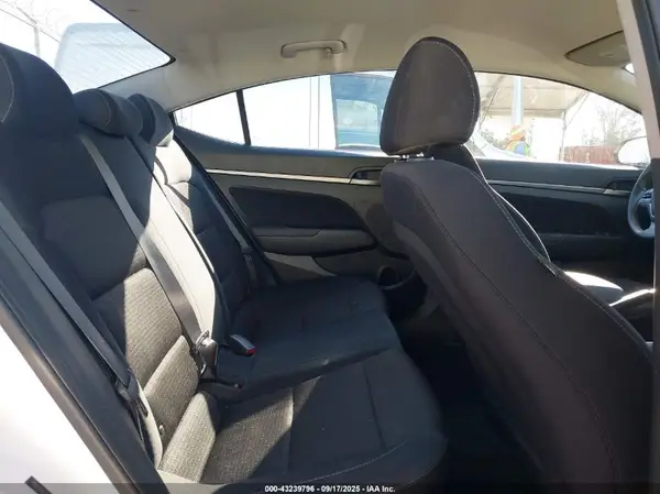 5NPD84LF9JH313408 2018 HYUNDAI ELANTRA - Image 8