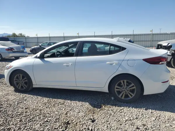 5NPD84LF9JH314252 2018 HYUNDAI ELANTRA - Image 2