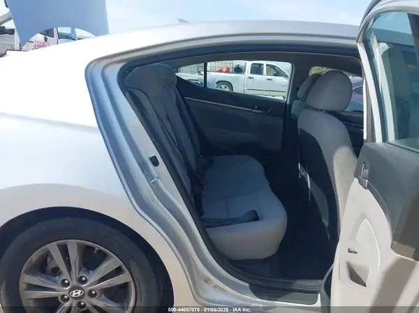 5NPD84LF9JH314946 2018 HYUNDAI ELANTRA - Image 8
