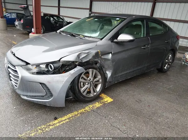 5NPD84LF9JH315241 2018 HYUNDAI ELANTRA - Image 2