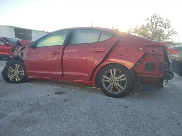 5NPD84LF9JH318849 2018 HYUNDAI ELANTRA - Image 2