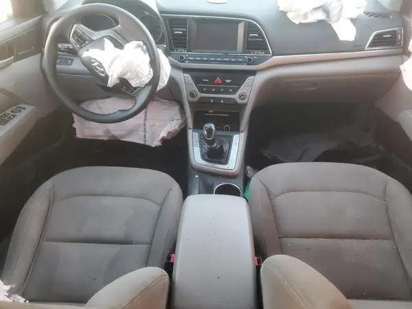 5NPD84LF9JH318849 2018 HYUNDAI ELANTRA - Image 8