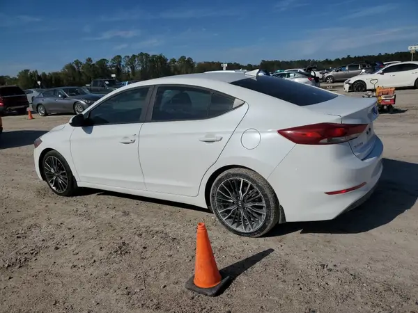 5NPD84LF9JH320293 2018 HYUNDAI ELANTRA - Image 2