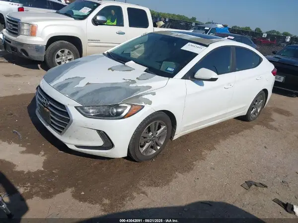 5NPD84LF9JH320844 2018 HYUNDAI ELANTRA - Image 2