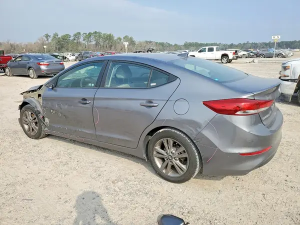 5NPD84LF9JH321427 2018 HYUNDAI ELANTRA - Image 2