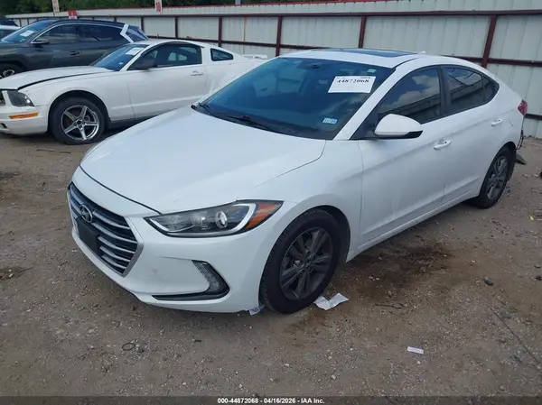 5NPD84LF9JH323176 2018 HYUNDAI ELANTRA - Image 2