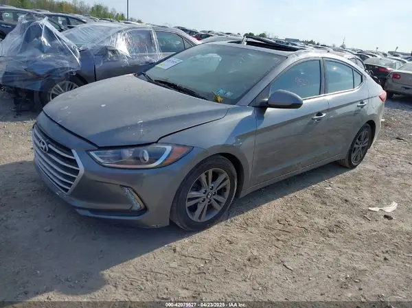 5NPD84LF9JH323520 2018 HYUNDAI ELANTRA - Image 2