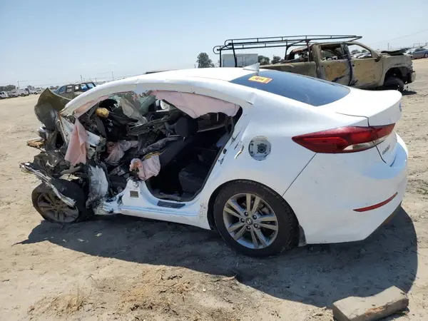 5NPD84LF9JH323842 2018 HYUNDAI ELANTRA - Image 2