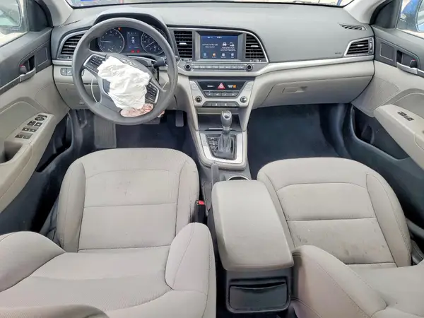 5NPD84LF9JH324313 2018 HYUNDAI ELANTRA - Image 8