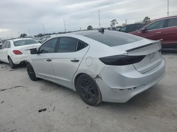 5NPD84LF9JH325008 2018 HYUNDAI ELANTRA - Image 2