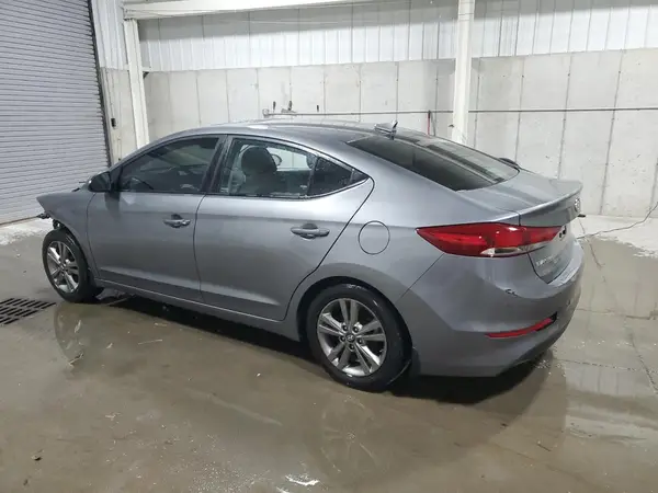 5NPD84LF9JH326806 2018 HYUNDAI ELANTRA - Image 2