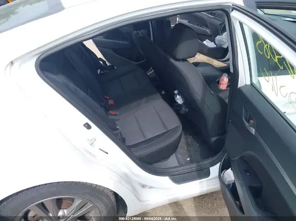 5NPD84LF9JH328538 2018 HYUNDAI ELANTRA - Image 8