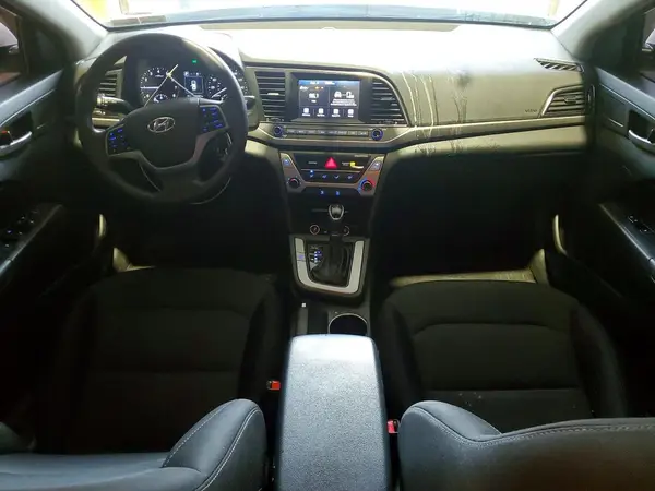 5NPD84LF9JH329317 2018 HYUNDAI ELANTRA - Image 8